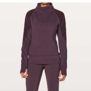 🍋Lululemon🍋 Floral flock pullover sweatshirt Black Cherry Size 2